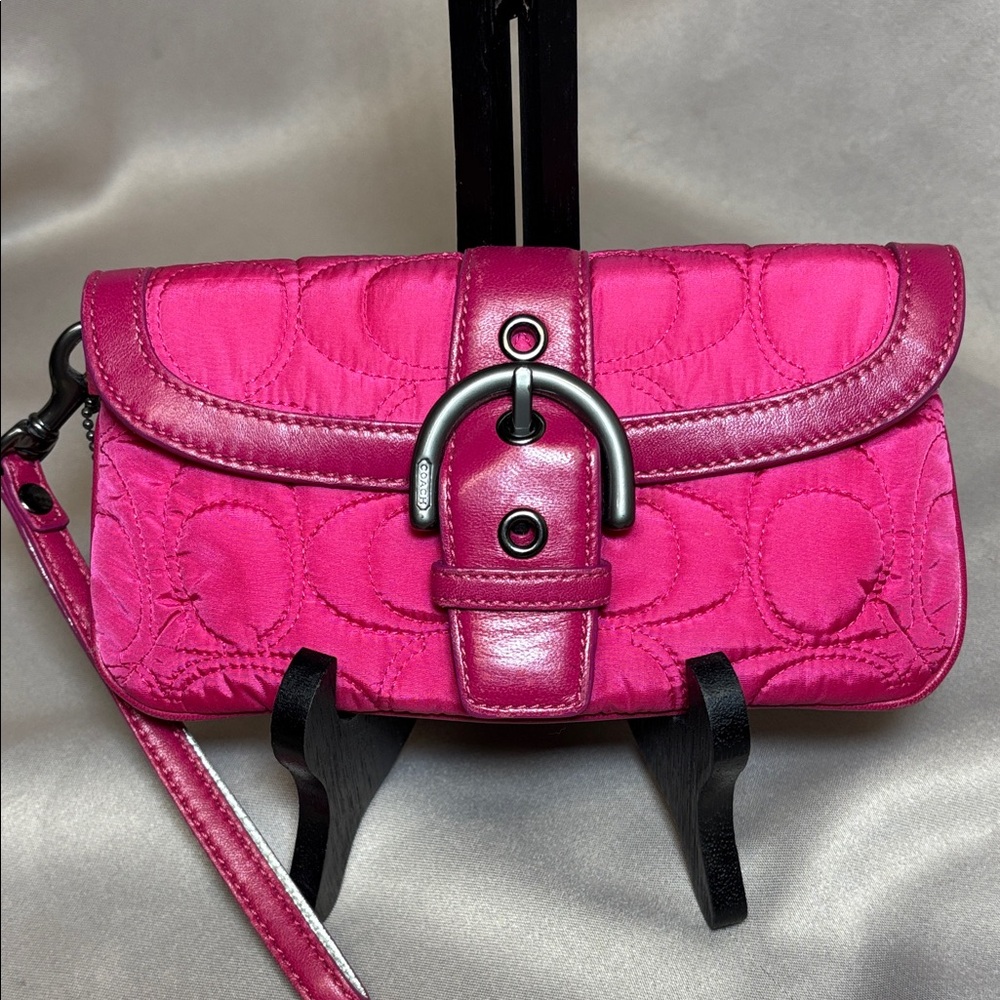 Coach Fushia Quilted Wristlet